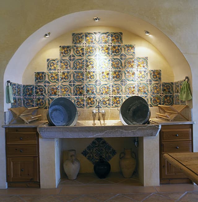 Majestuosa finca rústica de origen islámico con alberca y coto de caza en una zona privilegiada de Mallorca.