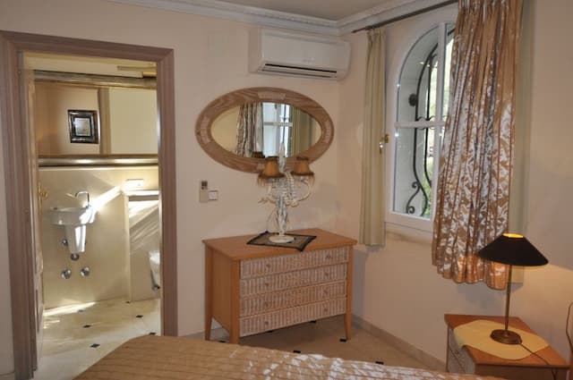 Villa de lujo en venta en La Sella Golf, Dénia.