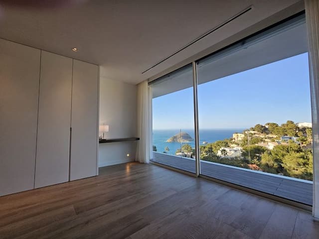 Modern style villa with sea views in Balcón al Mar, Jávea