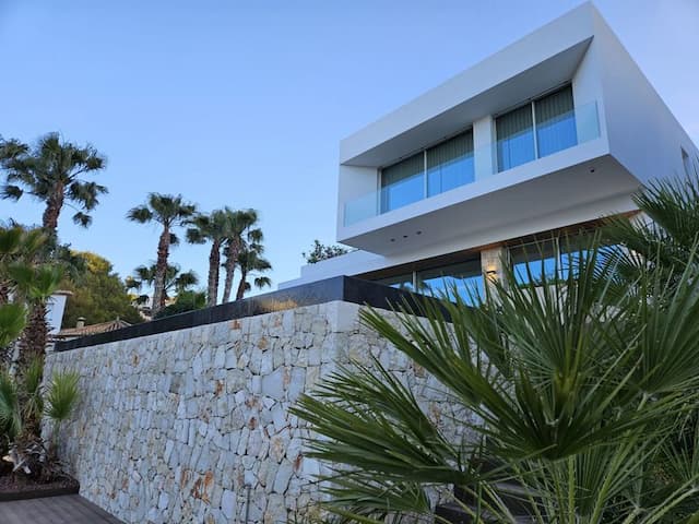 Modern style villa with sea views in Balcón al Mar, Jávea