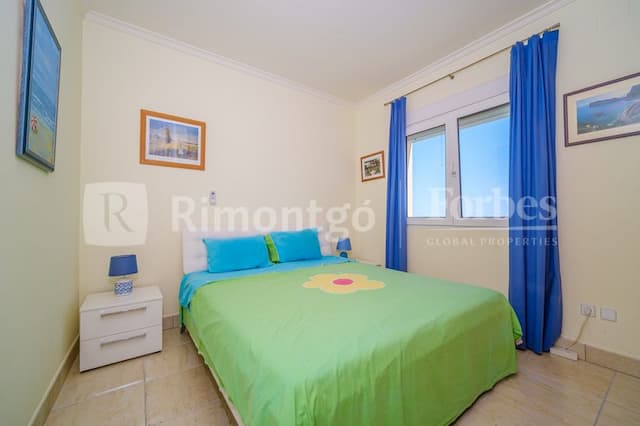 Spacious villa with views of the Portichol island in the Balcón al Mar urbanization in Jávea.