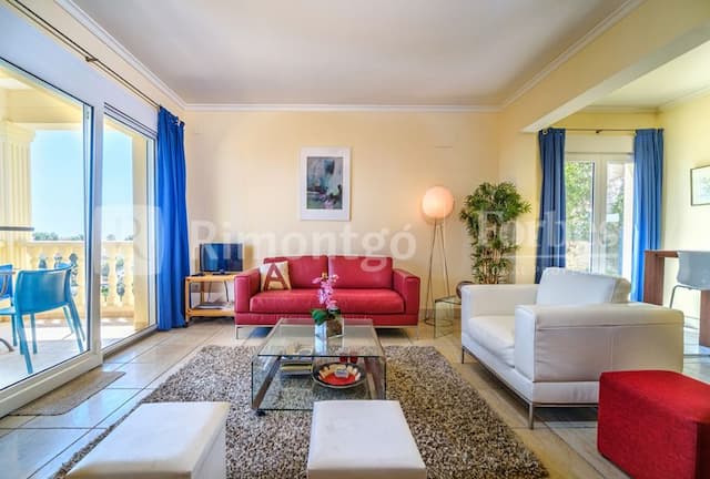 Spacious villa with views of the Portichol island in the Balcón al Mar urbanization in Jávea.