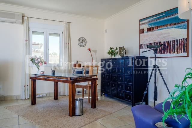 Spacious villa with views of the Portichol island in the Balcón al Mar urbanization in Jávea.