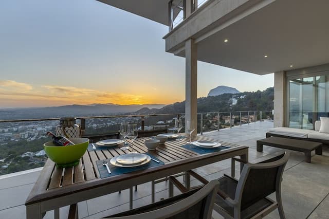 Villa con vistas al mar en La Corona, Jávea (Alicante)