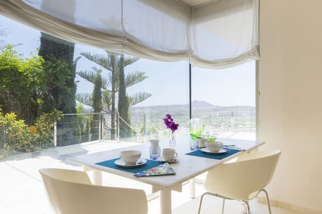 Villa con vistas al mar en La Corona, Jávea (Alicante)
