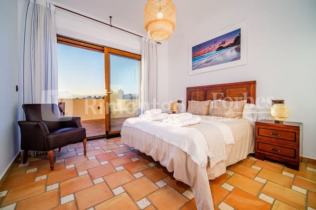 Villa de style méditerranéen avec vue sur la mer à Moraira, Alicante, à quelques mètres de la plage de Portet