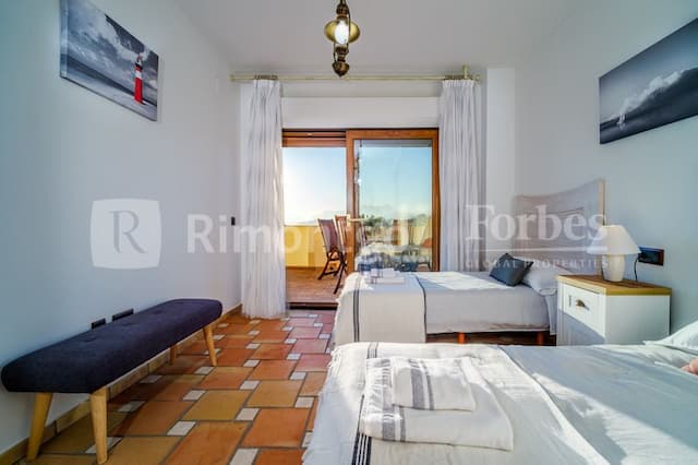Villa de style méditerranéen avec vue sur la mer à Moraira, Alicante, à quelques mètres de la plage de Portet