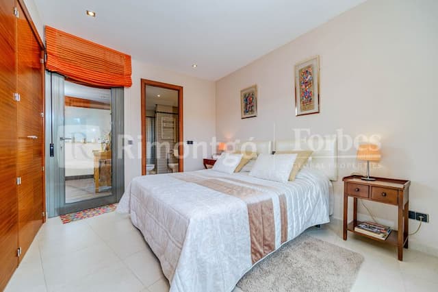 Beautiful duplex in a quiet urbanization, 300m from the sea in the Arenal, Jávea (Alicante)