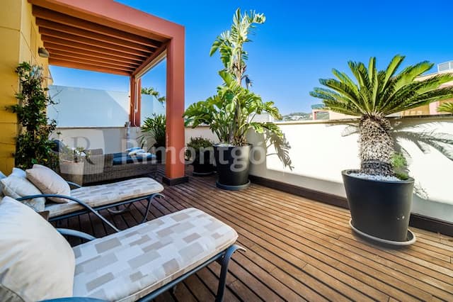 Beautiful duplex in a quiet urbanization, 300m from the sea in the Arenal, Jávea (Alicante)