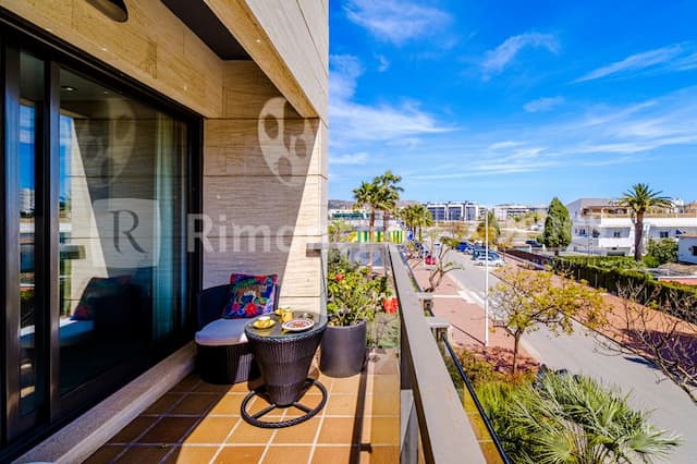 Beautiful duplex in a quiet urbanization, 300m from the sea in the Arenal, Jávea (Alicante)