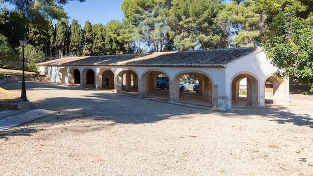 Domaine seigneurial avec vaste terrain et magnifiques jardins à Tosalet, Jávea, Alicante.