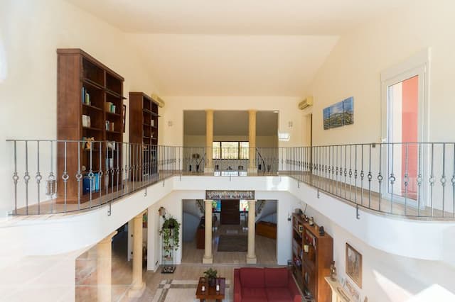 Exclusive Villa in Tarraula, Jávea: Luxury and Comfort in a Natural Setting