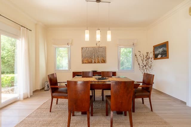 Exclusive Villa in Tarraula, Jávea: Luxury and Comfort in a Natural Setting