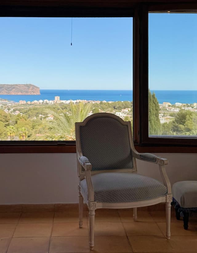 Villa de style méditerranéen avec vue sur la mer à Tosalet, Jávea