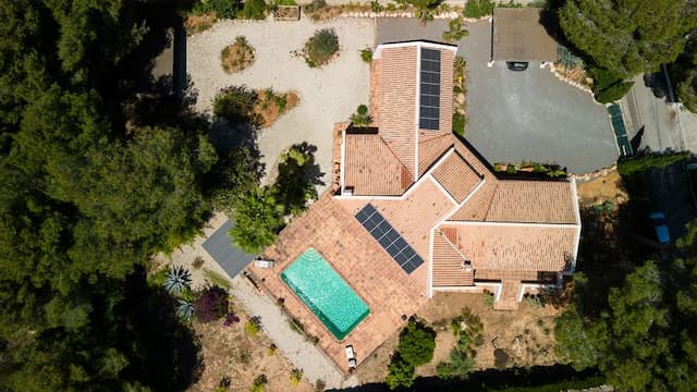 Villa im mediterranen Stil mit freiem Blick auf das Tal, gelegen in Montgó, Jávea (Alicante)