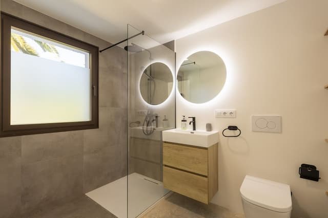 Exclusiva villa renovada en Toscal, Jávea, con piscina privada y apartamento de invitados
