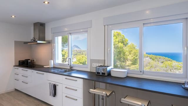 Elegant villa with fantastic views of the sea and the island of Portichol in Jávea (Alicante) Spain