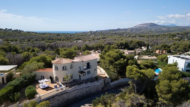 Elegant villa with fantastic views of the sea and the island of Portichol in Jávea (Alicante) Spain