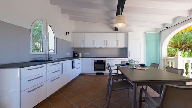 Elegant villa with fantastic views of the sea and the island of Portichol in Jávea (Alicante) Spain
