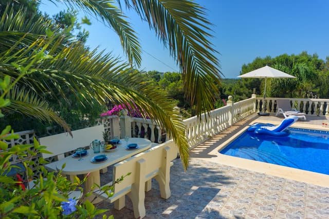Elegant villa with fantastic views of the sea and the island of Portichol in Jávea (Alicante) Spain