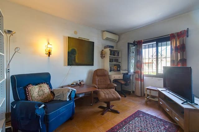 Spacious villa with swimming pool and partial sea views in Cap Marti, Jávea