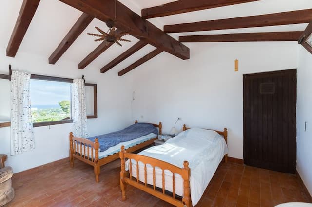 Spacious villa with swimming pool and partial sea views in Cap Marti, Jávea