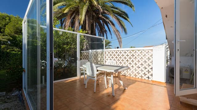 Spacious villa with swimming pool and partial sea views in Cap Marti, Jávea