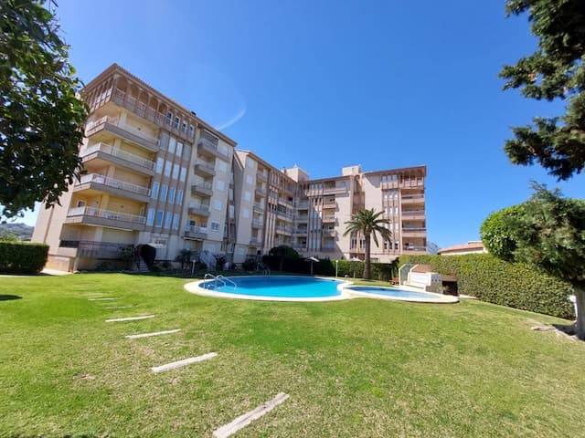 Apartament na pierwszej linii plaży z widokiem na morze w Arenal, Jávea