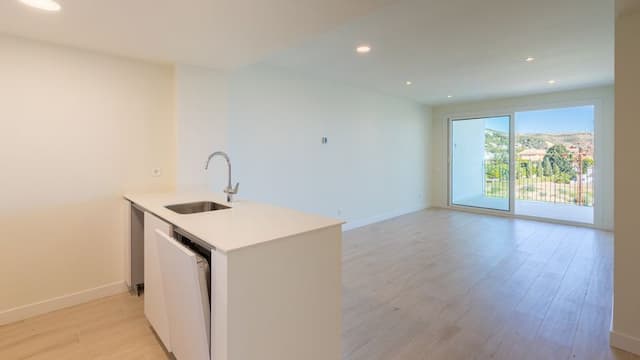 Apartamento de nueva construcción entre el Pueblo y el Puerto de Jávea (Alicante)