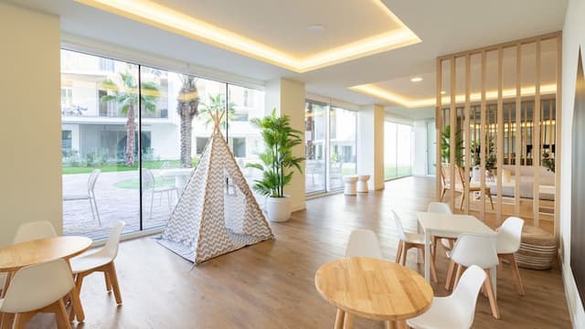 Apartamento de nueva construcción entre el Pueblo y el Puerto de Jávea (Alicante)
