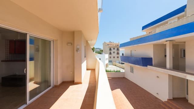 Apartment in the Village of Jávea with Garage and Storage Room