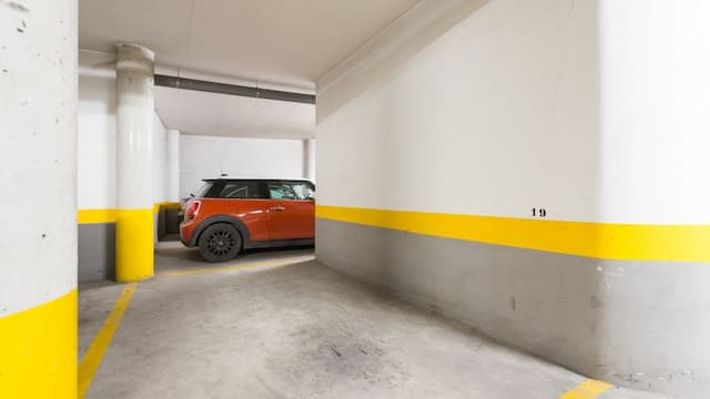 Apartment in the Village of Jávea with Garage and Storage Room