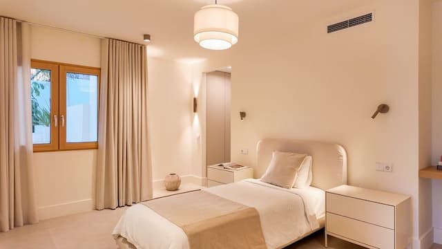 Renovierte Villa mit Panoramablick in Balcón al Mar, Jávea