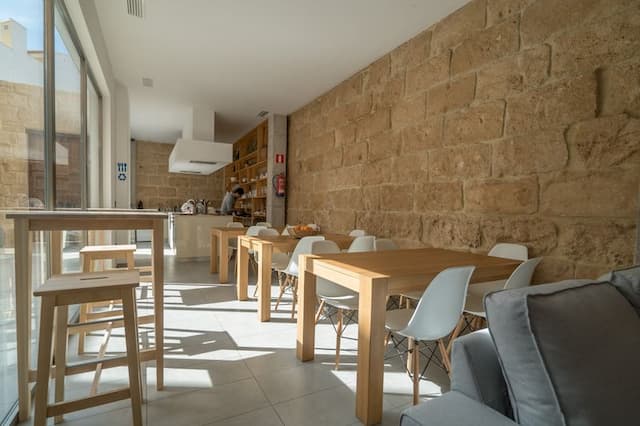 Przestronny dom przeznaczony na hostel w centrum Jávei, Alicante