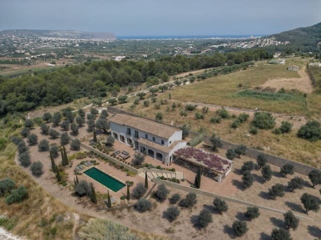 Finca mit Blick auf den Montgó in der Gegend von Tarraula, Jávea (Alicante)