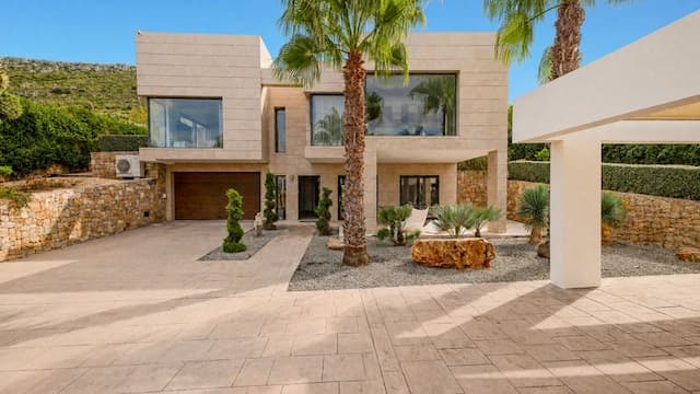 Contemporary villa with open views of the Montgó in Villes del Vent, Jávea, Alicante