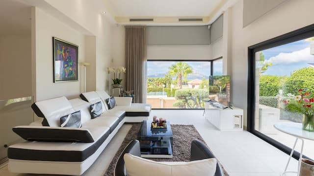 Contemporary villa with open views of the Montgó in Villes del Vent, Jávea, Alicante