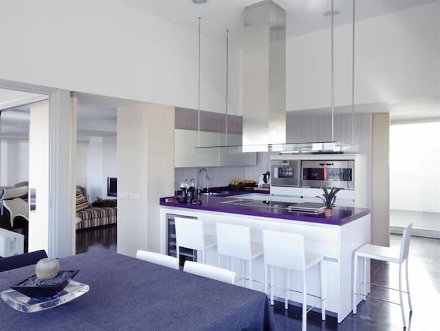 En Castellón villa en venta contemporánea en la urbanización La Coma.