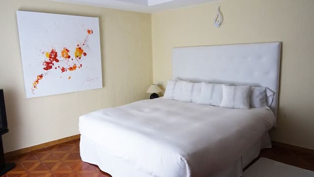 Venta de chalet en Onteniente (Valencia) con gran parcela.